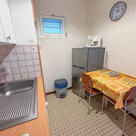Proche Thermes, Lave-Linge, Garage, 1-2 Peoples Apartment